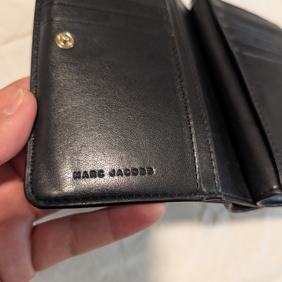 Marc Jacobs Black Leather Wallet - Picture 8 of 15